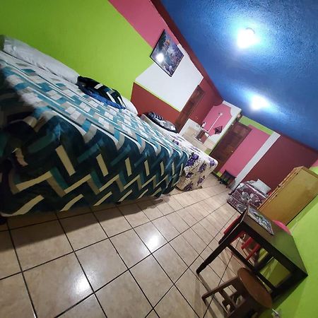 Hotel Kasa Kamelot Quetzaltenango Kültér fotó