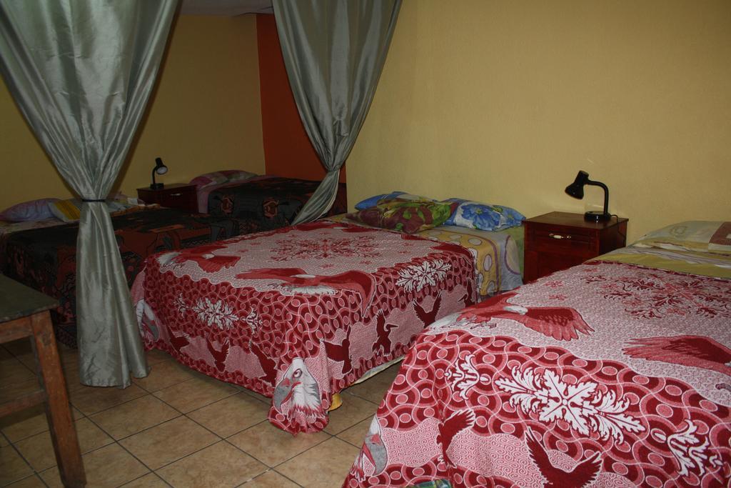 Hotel Kasa Kamelot Quetzaltenango Kültér fotó