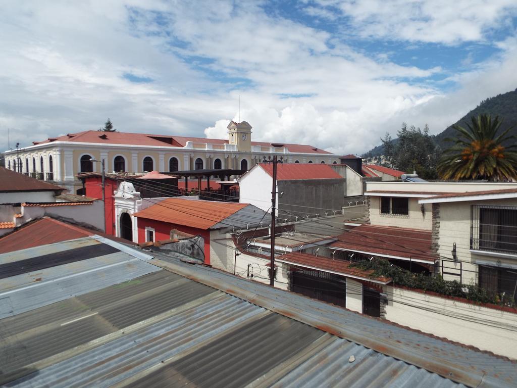 Hotel Kasa Kamelot Quetzaltenango Kültér fotó