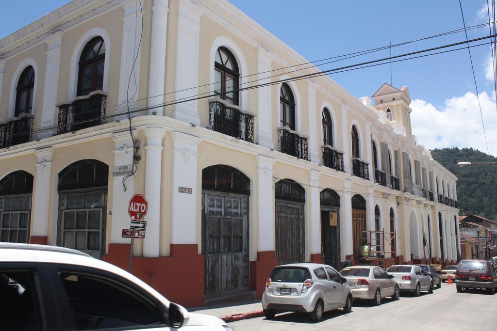 Hotel Kasa Kamelot Quetzaltenango Kültér fotó