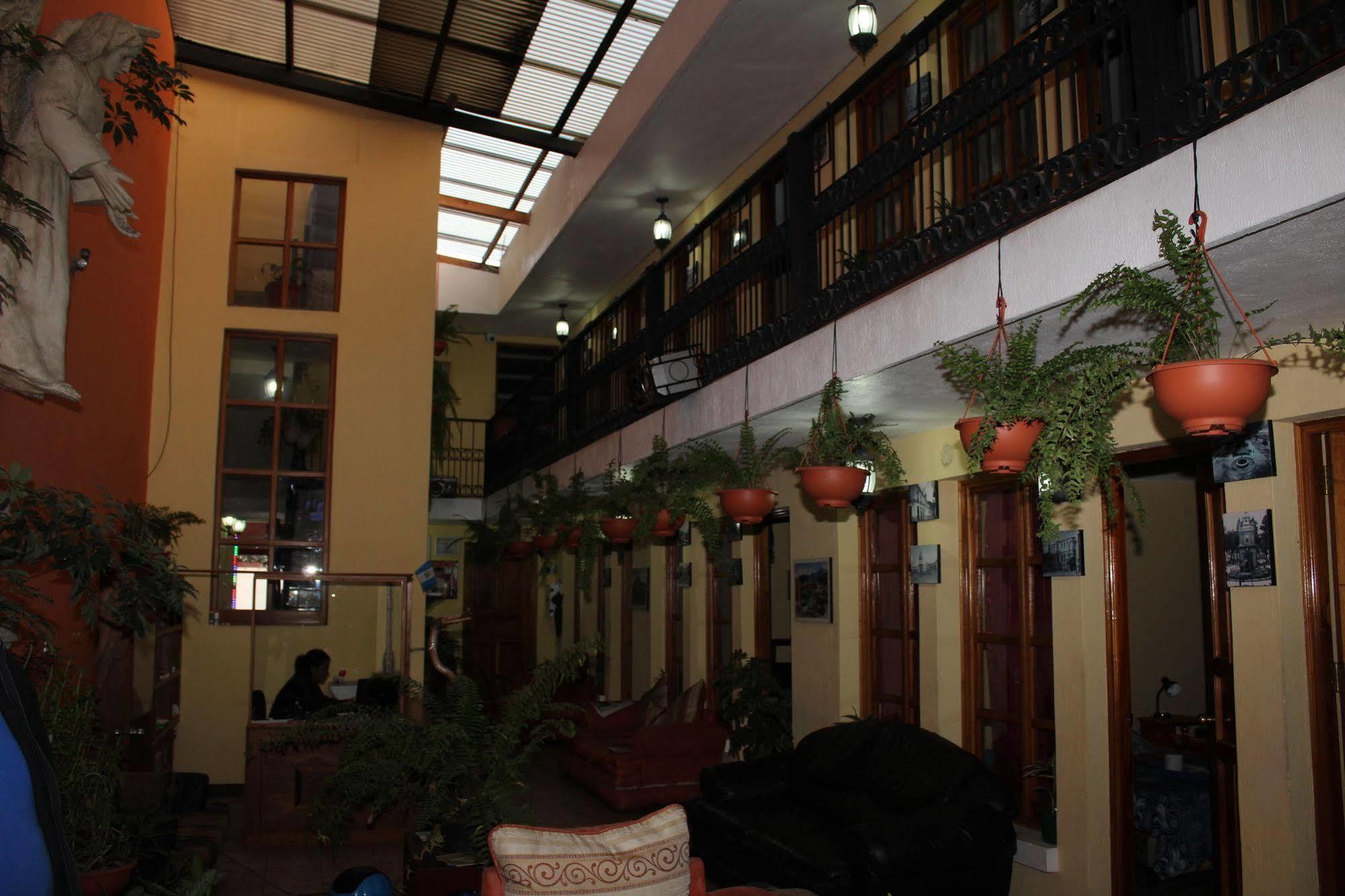 Hotel Kasa Kamelot Quetzaltenango Kültér fotó